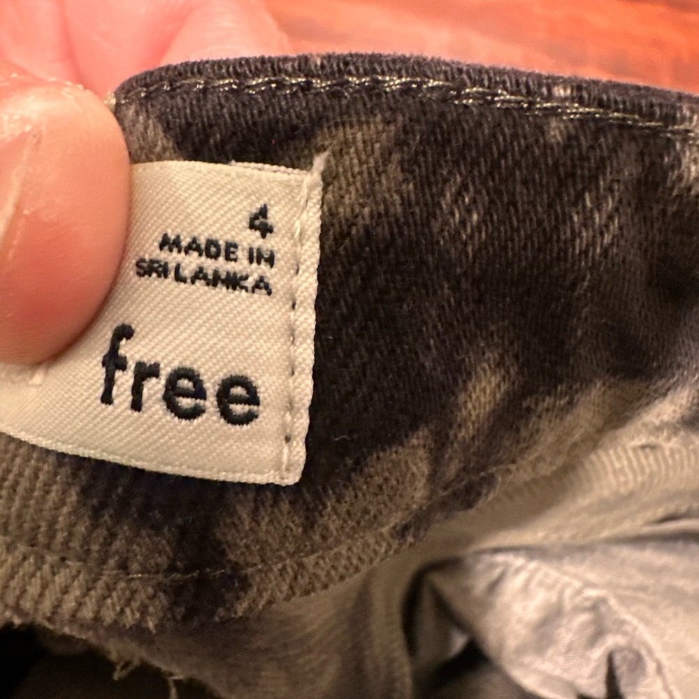 Stylish Green and Black Tie-Dye Women Jeans - Picture 15 of 15